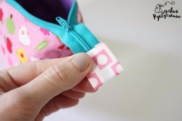 Шьем удобную косметичку