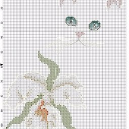 Вышиваем белых кошечек с цветами