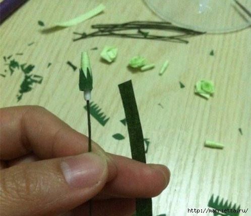 Миниатюрные букетики цветов из бумаги