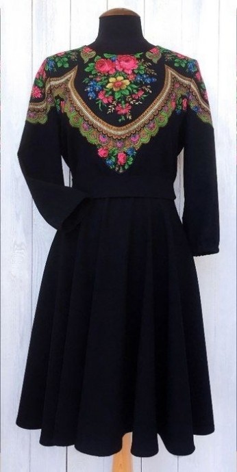 Декорируем платье русским платком: мастер-класс