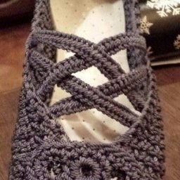 ​Учимся вязать обувь