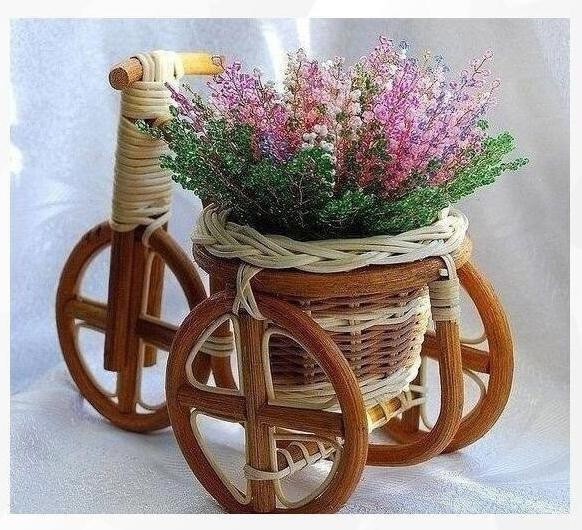 Кашпо с вереском из бисера Кашпо с вереском из бисера