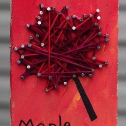 ​Осеннее панно из ниток и гвоздей