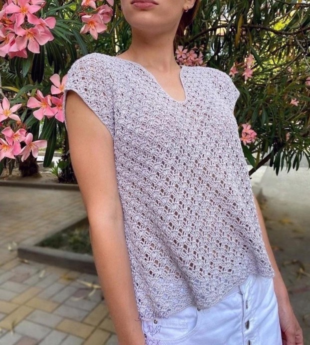 Летняя блуза с круглой вязаной кокеткой и не только