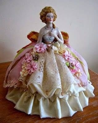 Винтажные куклы-игольницы