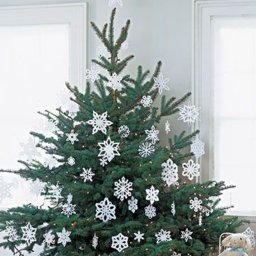 ​Вязаные снежинки для новогодней ели