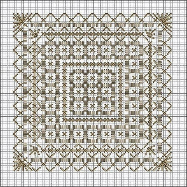 Салфетки или подушечки с квадратной вышивкой