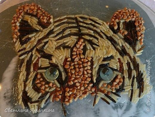 Панно с тигром из круп