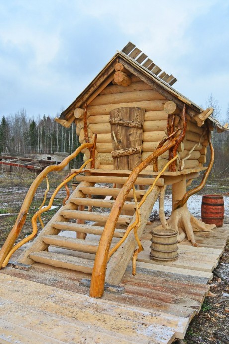 Избушка на курьих ножках