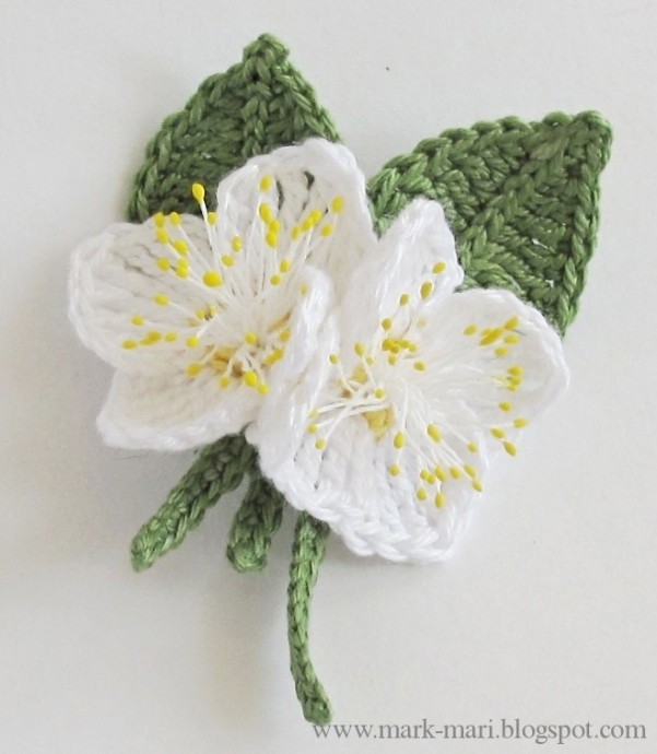 Жасмин связанный крючком Жасмин связанный крючком