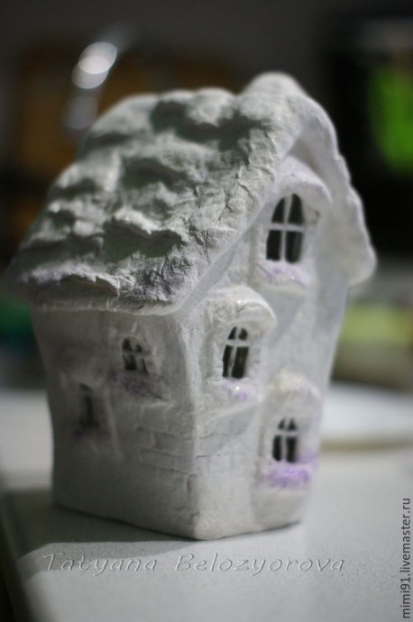 Полые фигуры из папье-маше