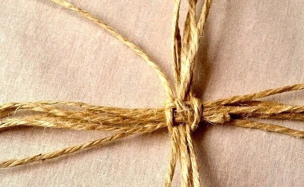 ​Плетеная корзинка из джута