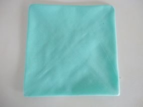 Складываем салфетку-снежинку Складываем салфетку-снежинку