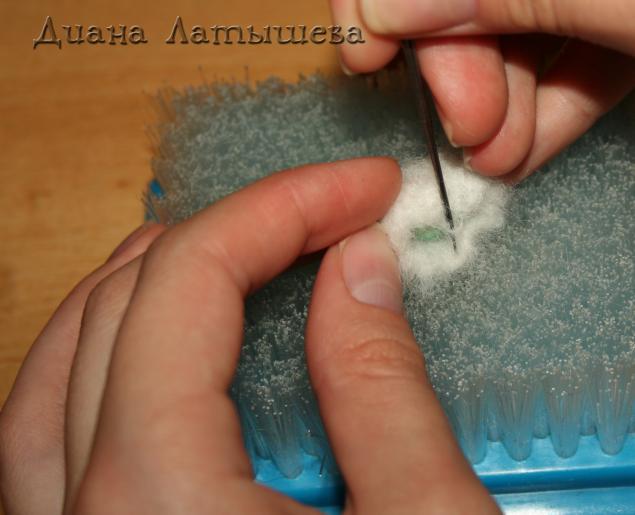 Восхитительные ландыши: шерстяная акварель Восхитительные ландыши: шерстяная акварель