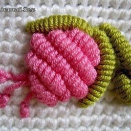 ​Вышивка по мотивам рококо