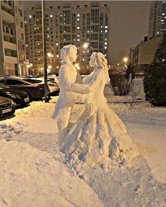 Красивые снежные скульптуры: великолепные идеи для грандиозного творчества