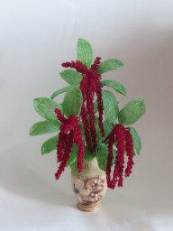 ​Изумительно красивый цветок из бисера