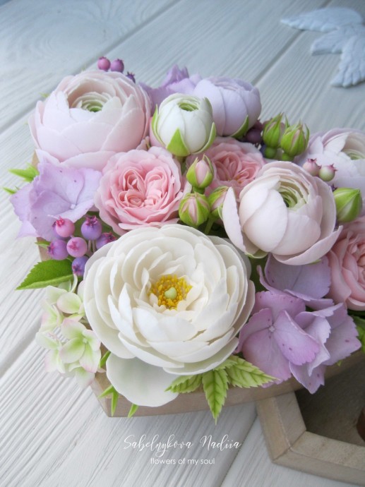 Керамическая флористика ручной работы