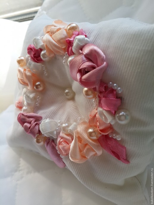 Свадебная подушечка для колец Свадебная подушечка для колец