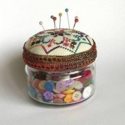 Игольница из баночки с крышечкой