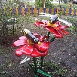 ​Поделки для двора или дачи из пластиковых бутылок