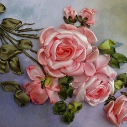 Нежные розы из атласных лент