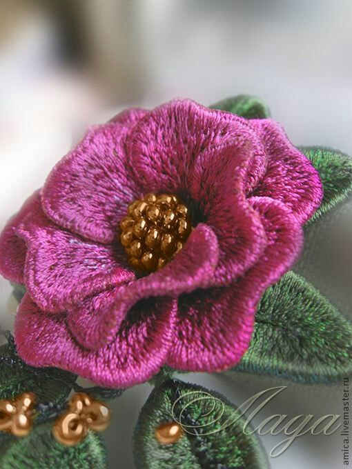 Объемная вышивка: чудесные цветочные идеи