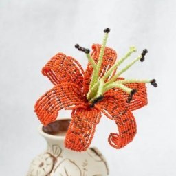Прекрасная тигровая лилия из бисера