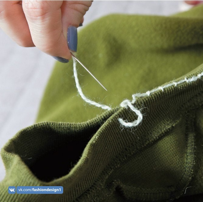 Домашним питомцам: лежанка из пуловера