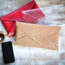 ​Клатч в виде конверта