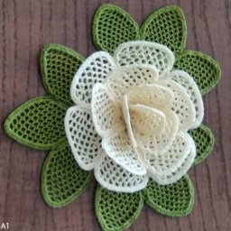 Связано на основе французской сетки