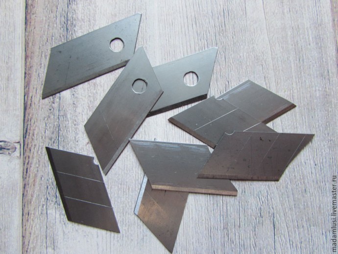 Инструмент для быстрого и точного нарезания полимерной глины