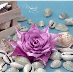 ​Цветы из лент с длинными острыми лепестками