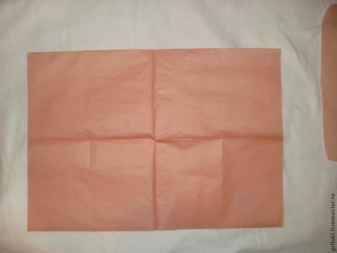 Цветок из бумаги тишью