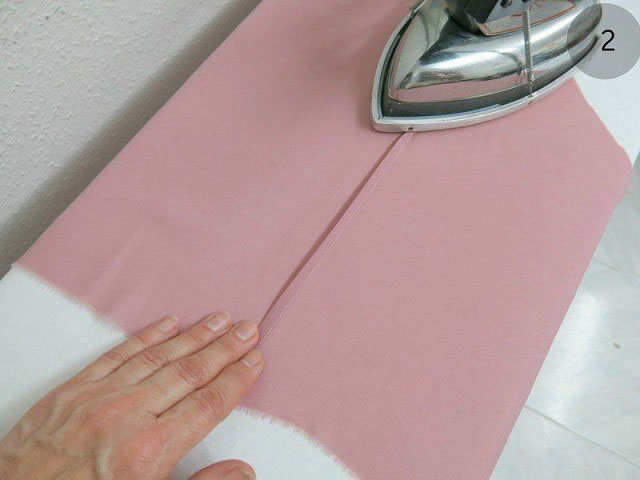 Как сделать декоративные складочки на блузке