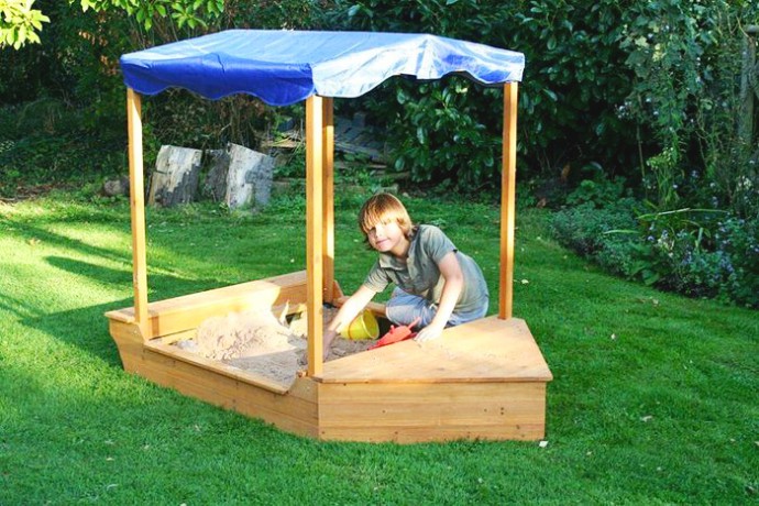 Красивая складная песочница на вашем участке