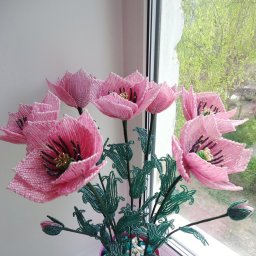 ​Прекрасные цветы из бисера