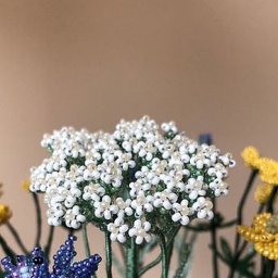 Спирея из бисера