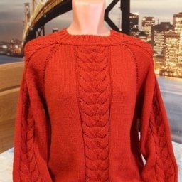​Терракотовый пуловер спицами