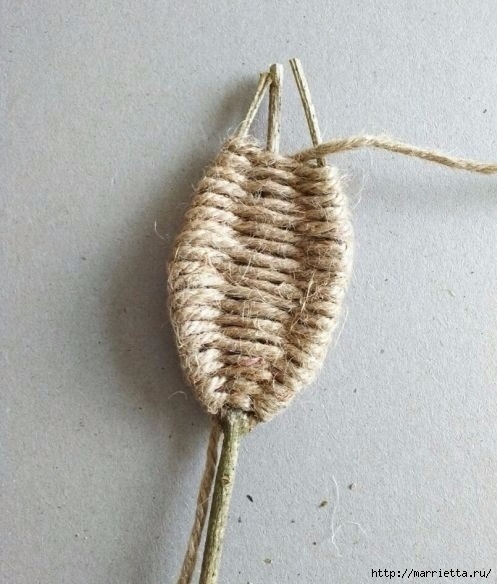 Декоративные листочки из шпагата