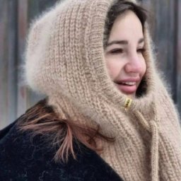 Капор с пышной резинкой