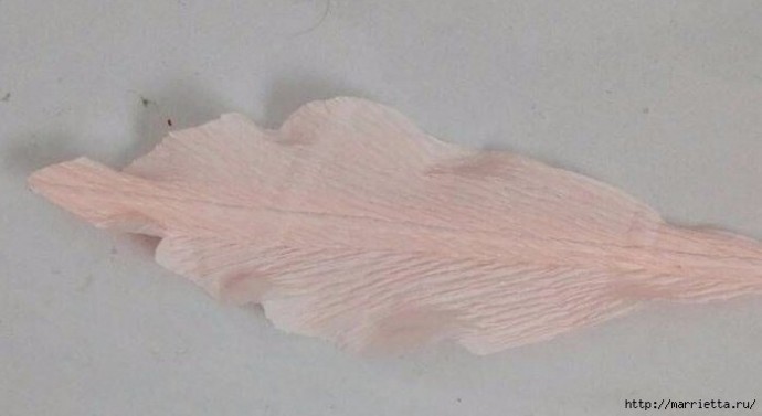 Нежная лилия в пастельных тонах