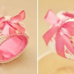 ​Браслет из кружева и пайеток