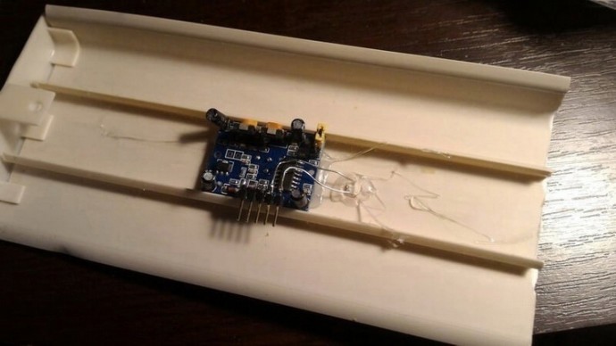 Плинтус с LED-подсветкой