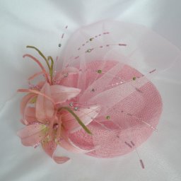 Шляпка из ниток