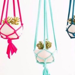 Плетёное кашпо для цветочного горшка