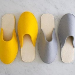 Как просто сшить фетровые тапочки для гостей