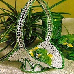 ​Оригинальная вязаная корзиночка