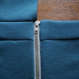 Молния на трикотажной юбке