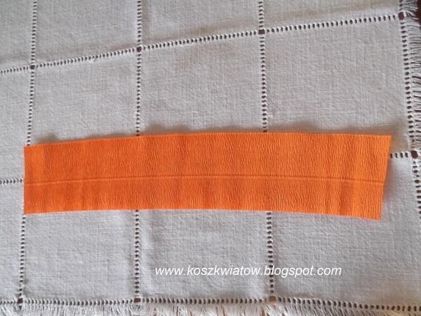 ​Мастерим гвоздики из гофрированной бумаги